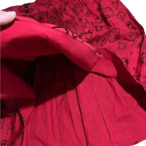 Hello Kitty‎ by Sanrio Red Milk and apple velvet emblem knee length skirt, Sz 24 - Picture 2 of 9